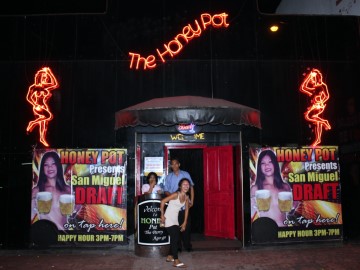 Nighttime Picture of HONEY POT BAR, Balibago, Angeles City, Philippines