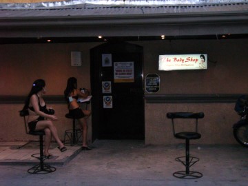 Nighttime Picture of THE BODY SHOP BAR ,Balibago, Angeles City, Philippines