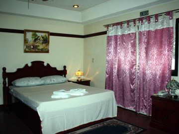 Picture of  Room at Roy Pub Rest ,Balibago, Angeles City, Philippines
