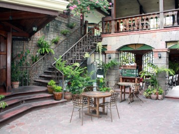 Picture inside Restaurant Garden Dine ,Balibago, Angeles City, Philippines