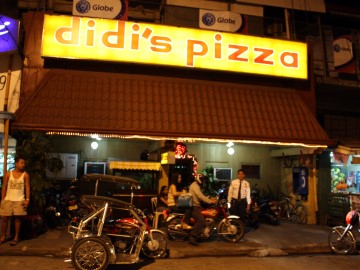Nighttime Picture ofDidi's Pizza ,Balibago, Angeles City, Philippines
